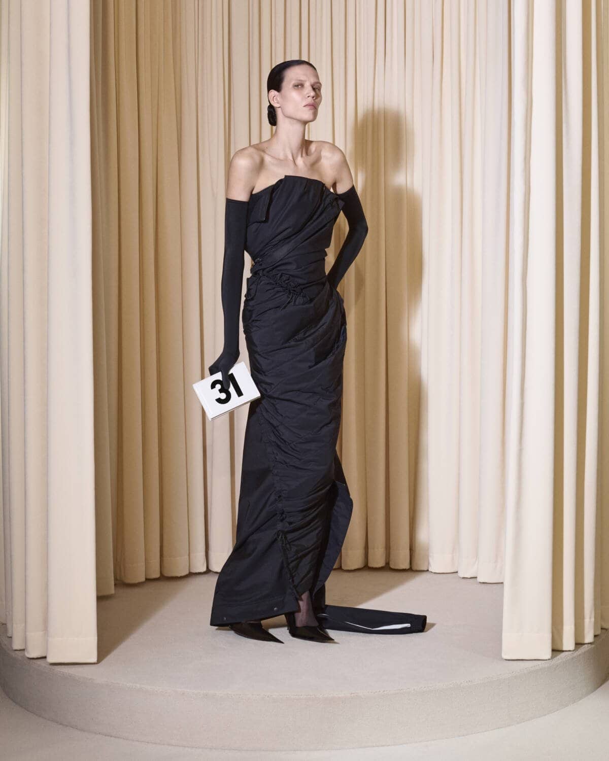 スカート Balenciaga Gonna Balenciaga: Couture AW24 - 10 Magazine USA